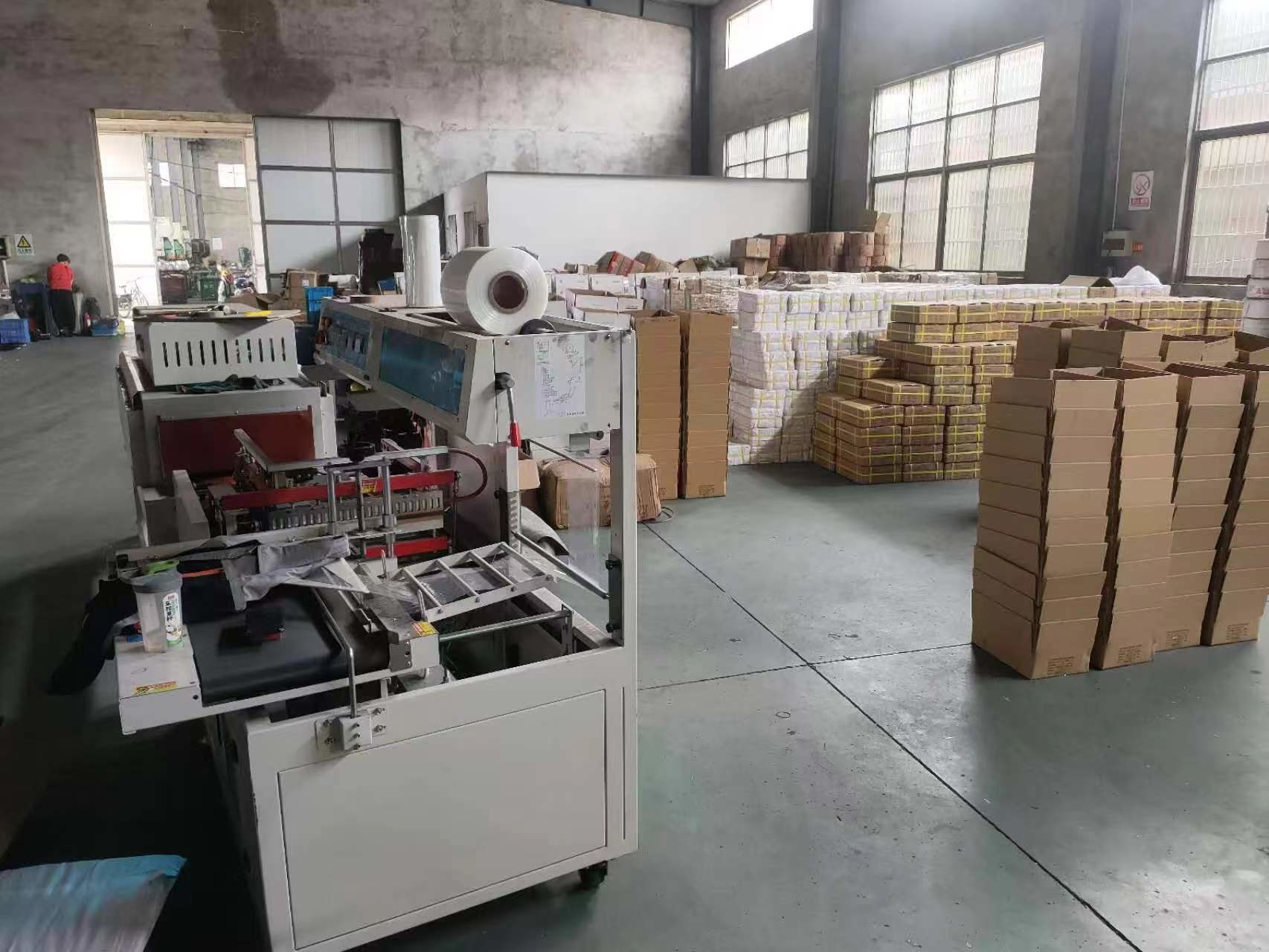 Hangzhou Zhenrong Import and Export Co., Ltd ligne de production en usine